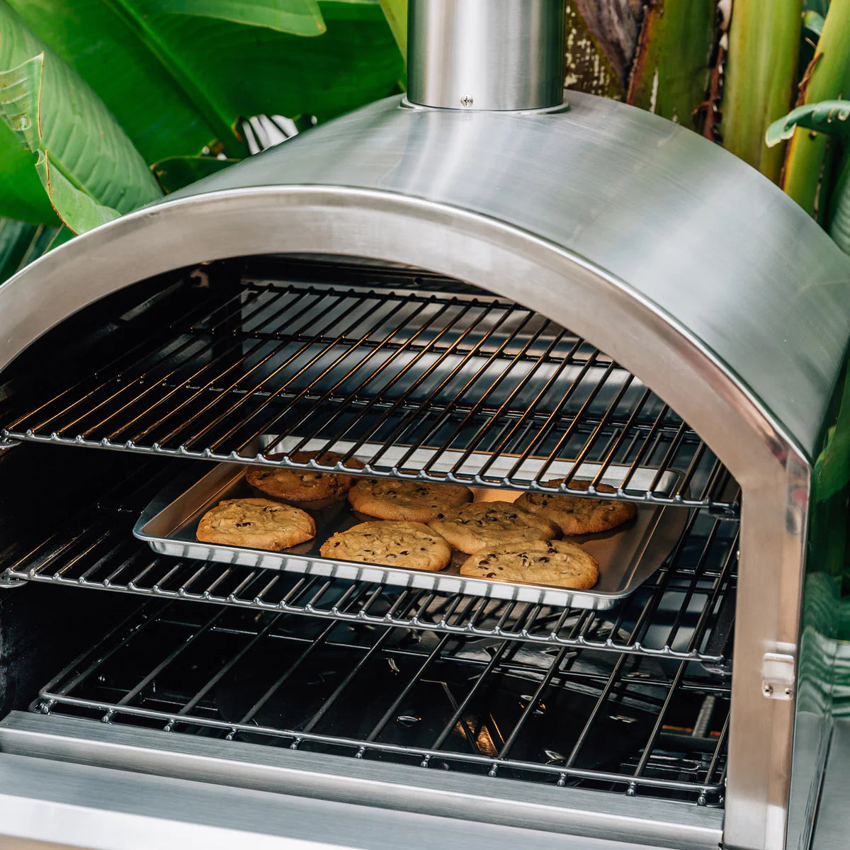 The Freestanding Outdoor Oven - Fireplace Trends