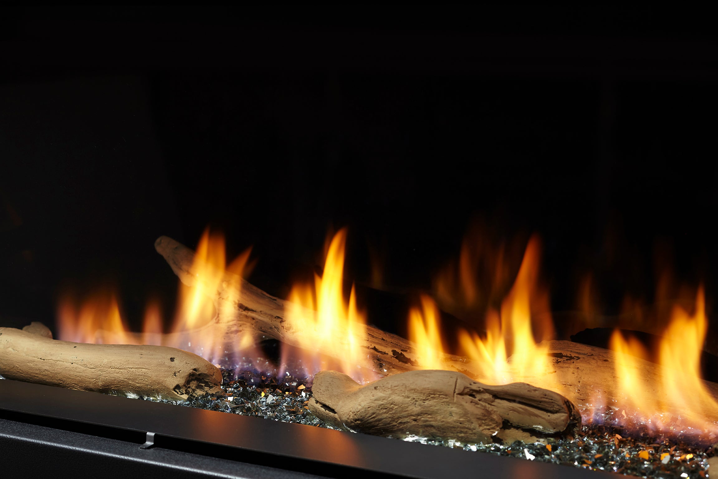 Majestic Echelon II 48 See-Through Direct Vent Linear Gas Fireplace with IntelliFire Touch Ignition System NG